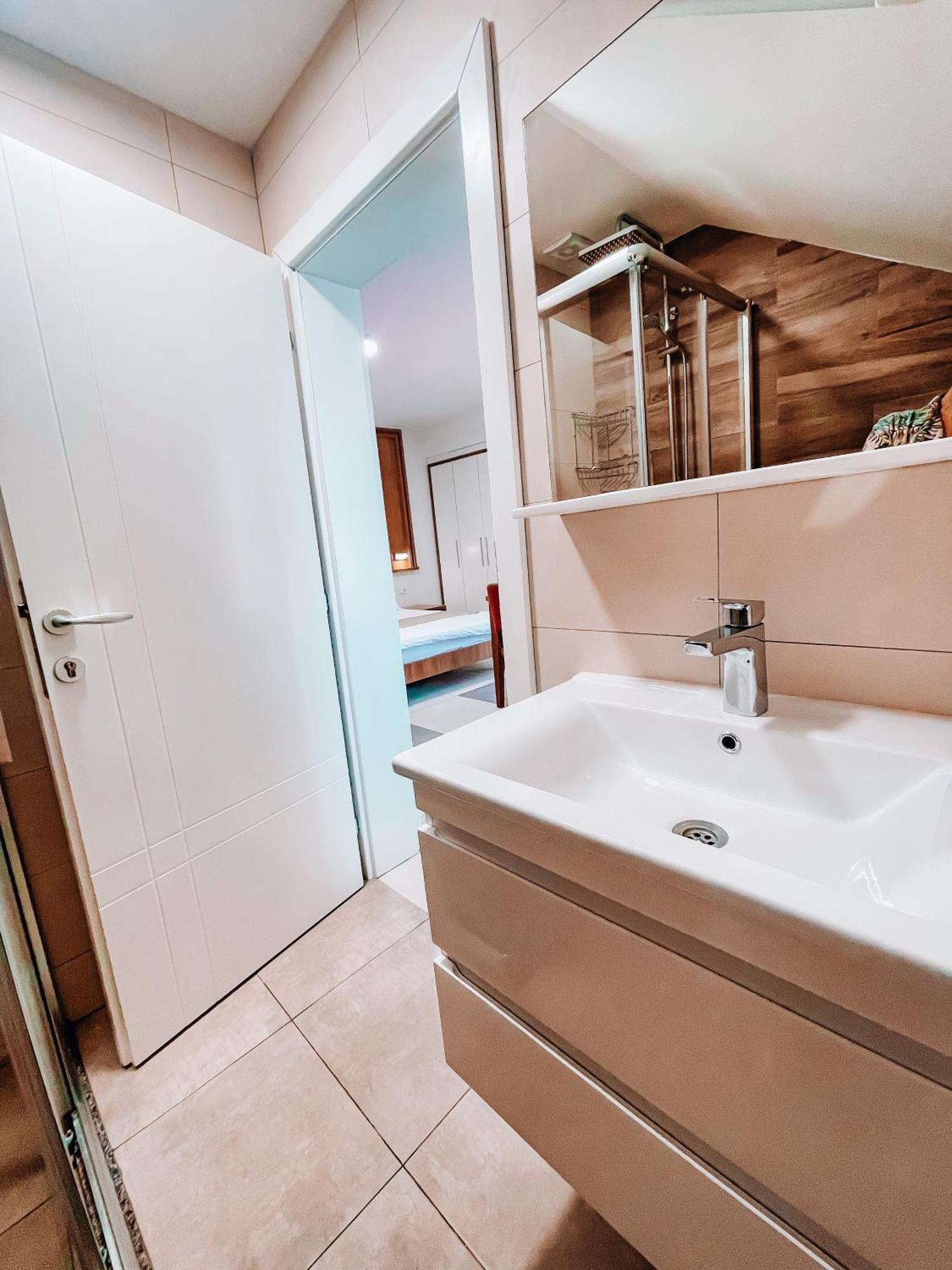 Astoria Struga Apartment ภายนอก รูปภาพ